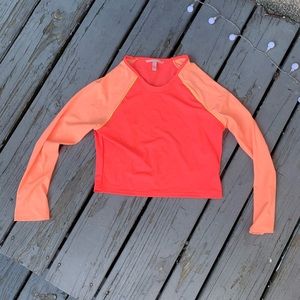 🌙🌴NEW RASH GUARD!!! 🌴MEDIUM